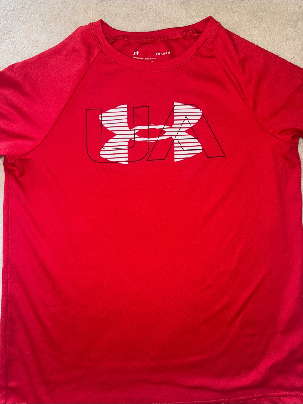 Under armour boys shirt